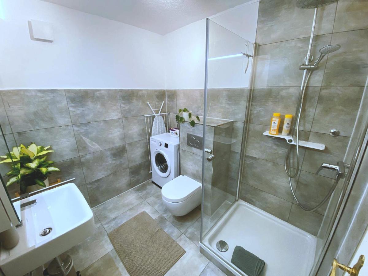 Studio-Apartment Mit Garten, Parkplatz & Kueche Offenburg Exterior photo